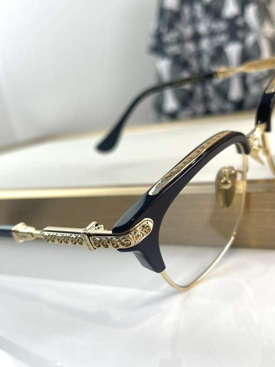 Picture of Chrome Hearts Sunglasses _SKUfw76513151fw